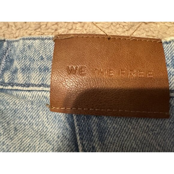 Free People Good Luck Barrel Jeans 26 Ultra Light Wash Denim Distressed NEW - Picture 9 of 15